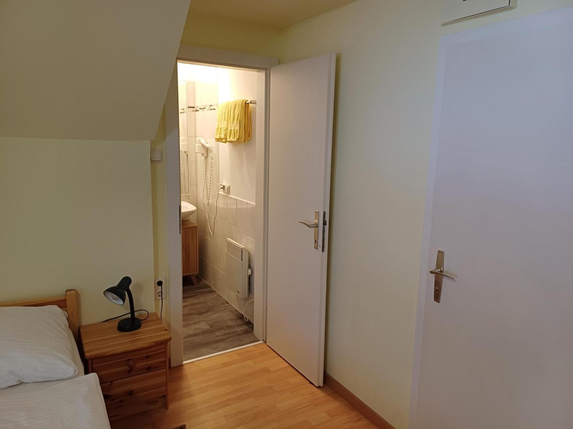 Pension Am Lackenbach Langau Экстерьер фото